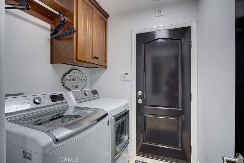 995 Jacqueline Property Photo 35
