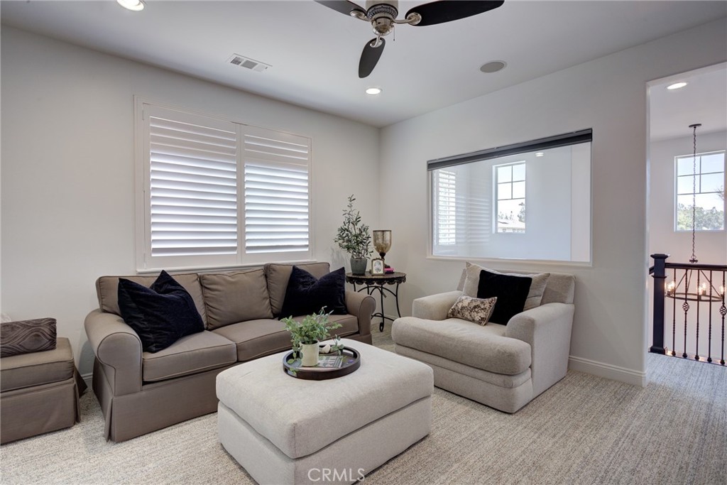 995 Jacqueline Property Photo 38