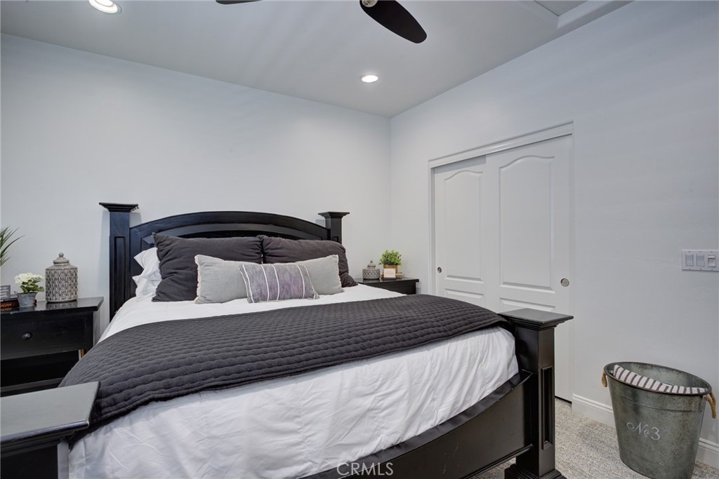995 Jacqueline Property Photo 42
