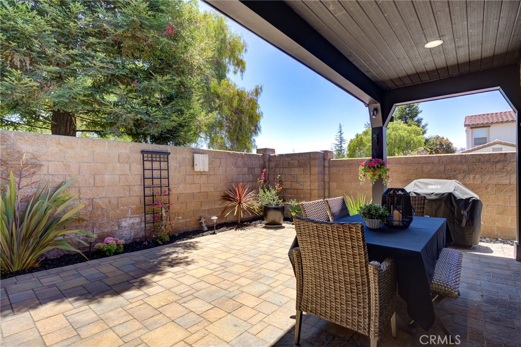 995 Jacqueline Property Photo 44