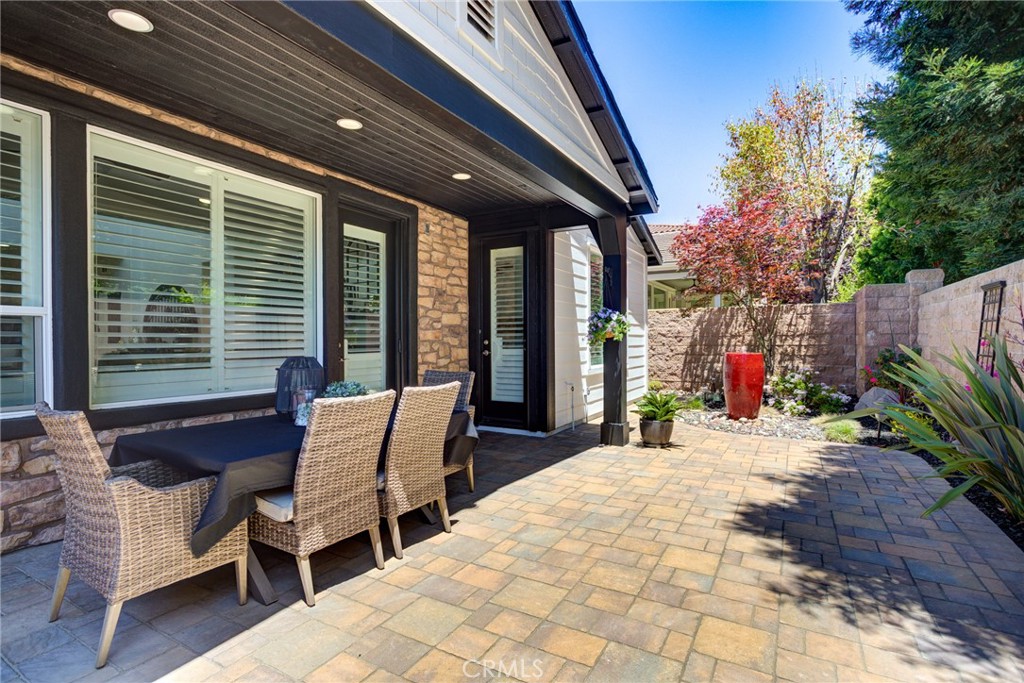995 Jacqueline Property Photo 46