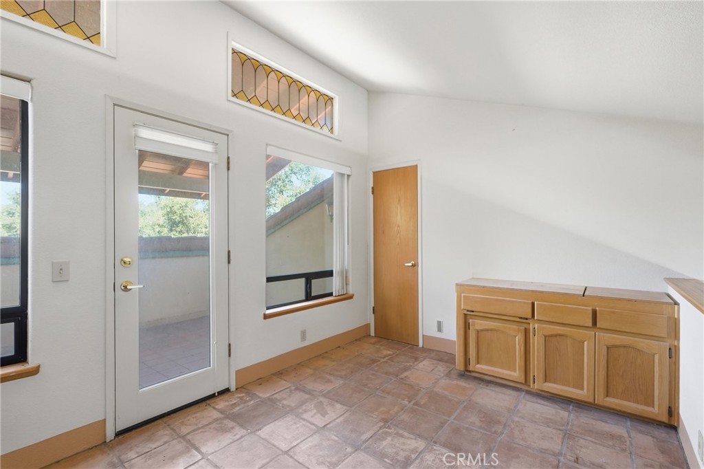9875 Suey Creek Property Photo 13