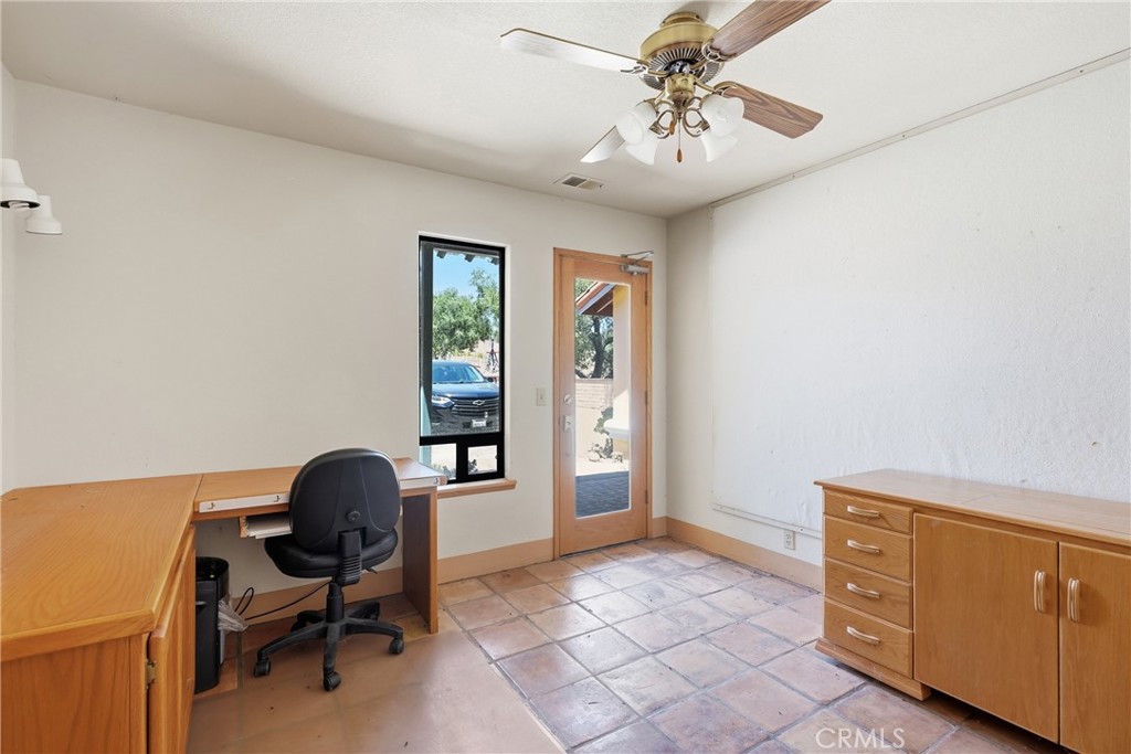 9875 Suey Creek Property Photo 19