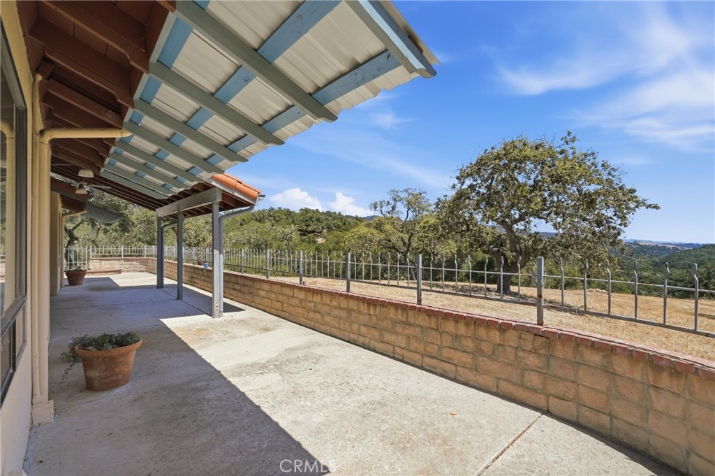 9875 Suey Creek Property Photo 37