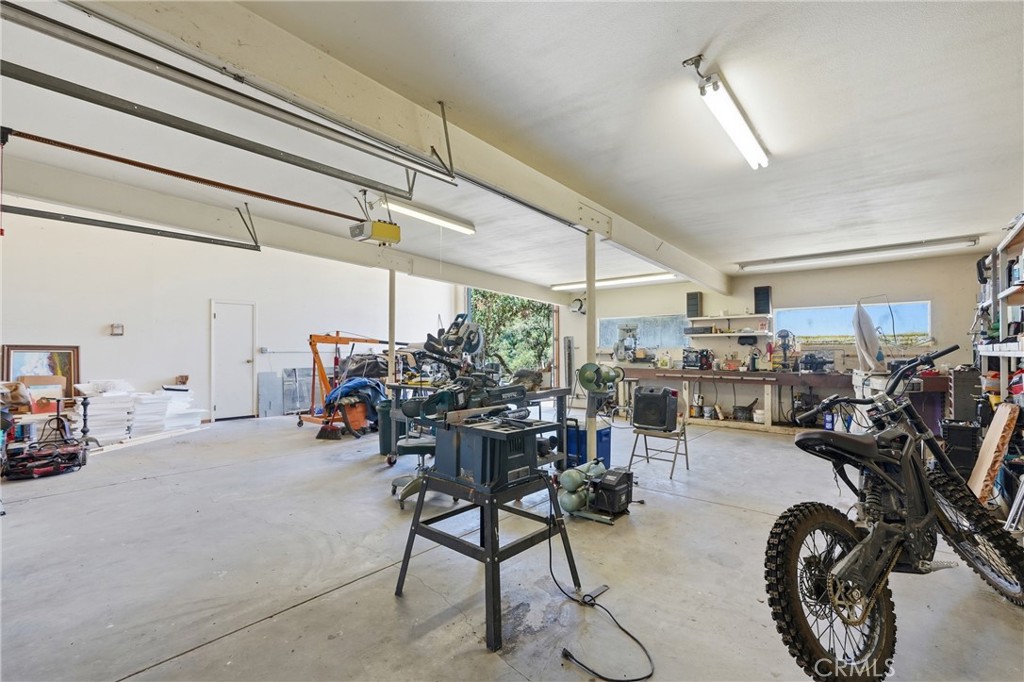 9875 Suey Creek Property Photo 45
