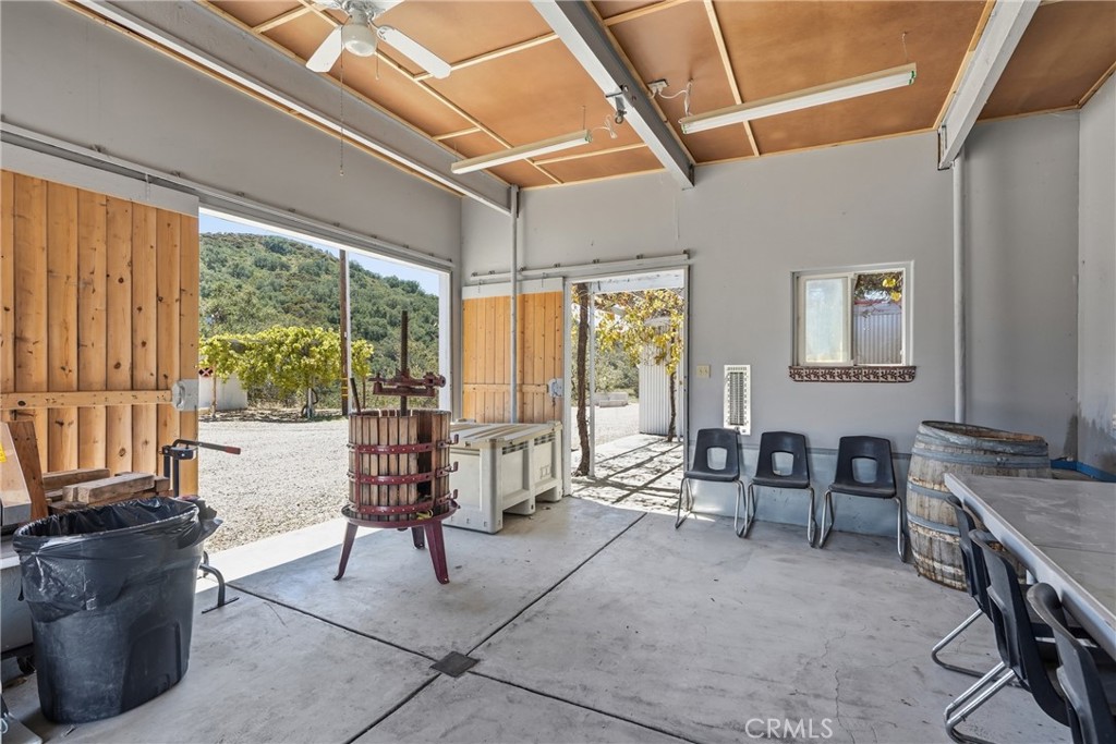 9875 Suey Creek Property Photo 55