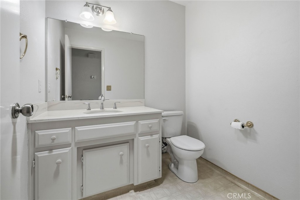 4332 Manchester Court Property Photo 14