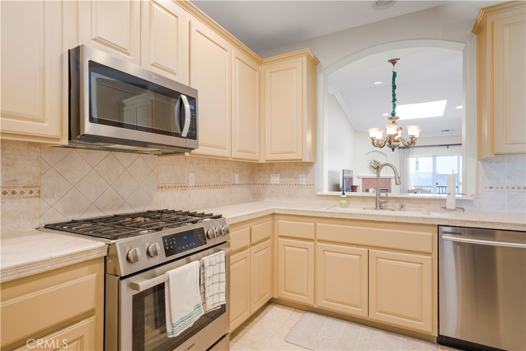 1936 Brighton Avenue Property Photo 10