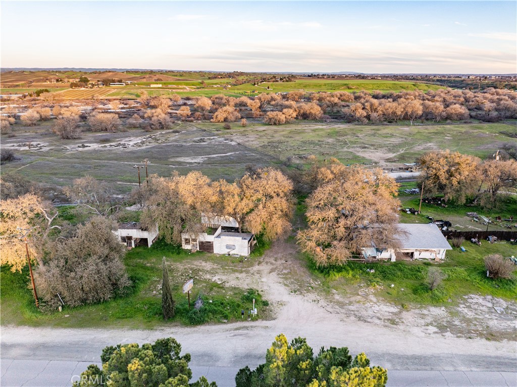 6880 Monterey Road Property Photo 2