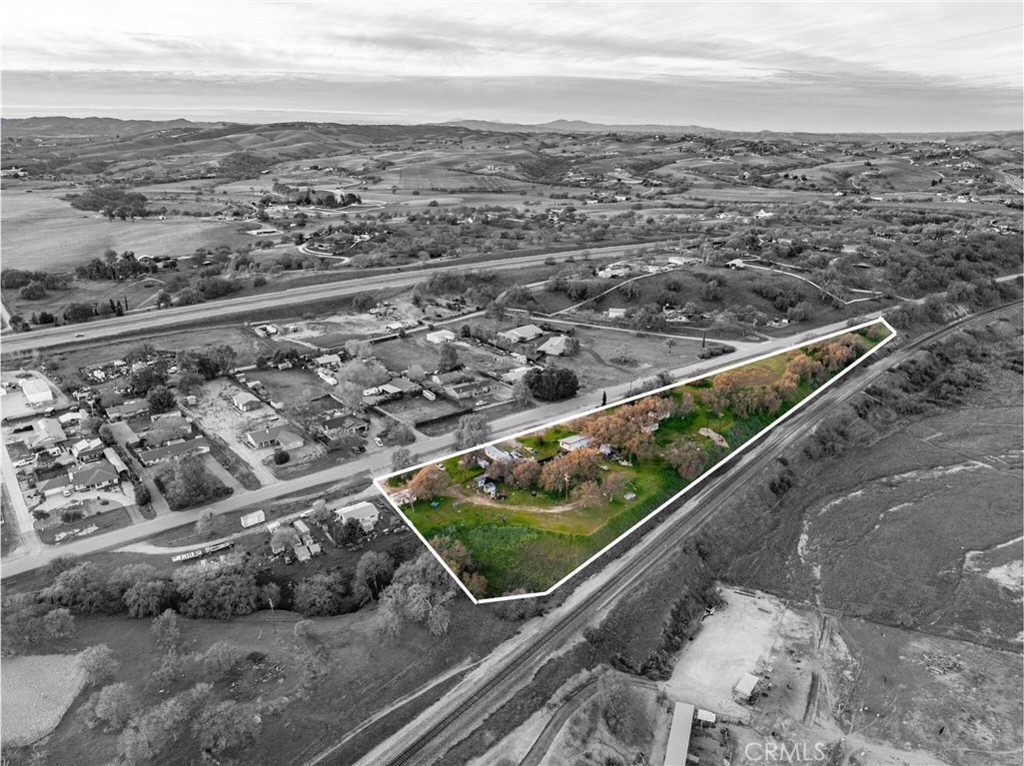 6880 Monterey Road Property Photo 3
