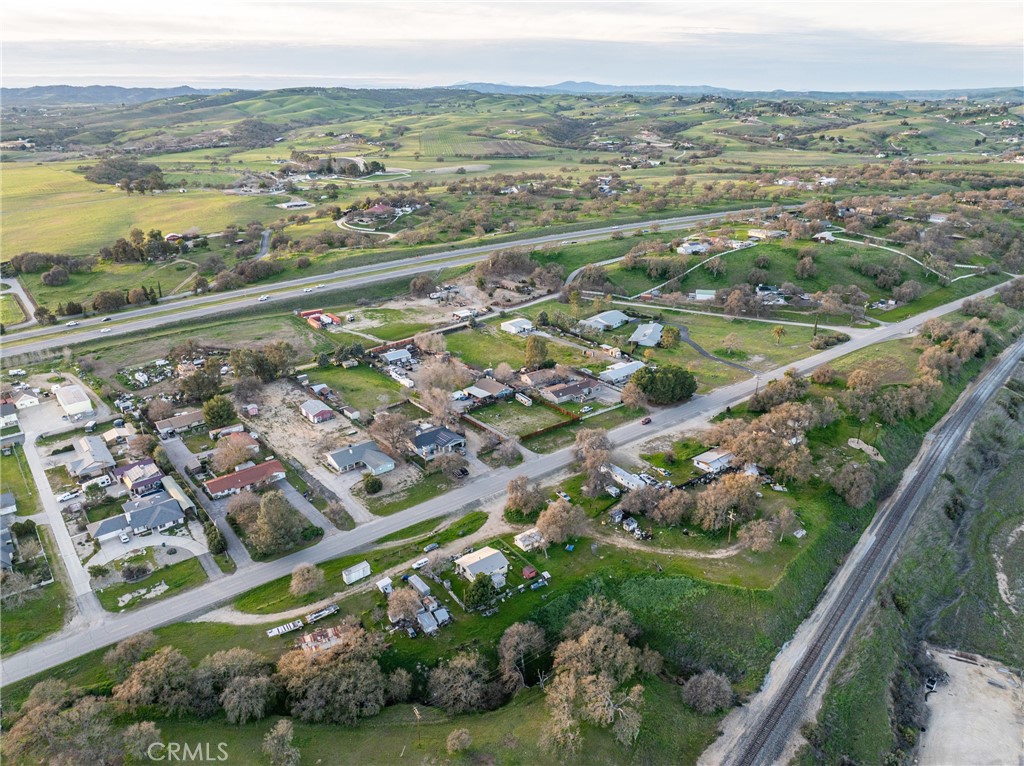 6880 Monterey Road Property Photo 7