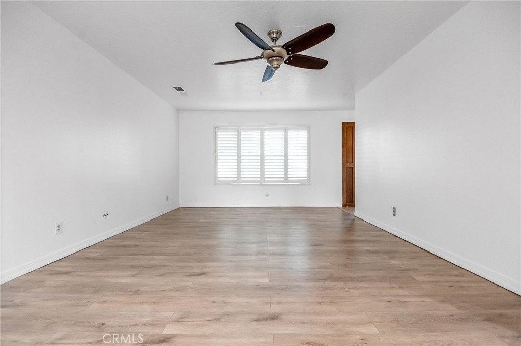 1237 S Clover Property Photo 4