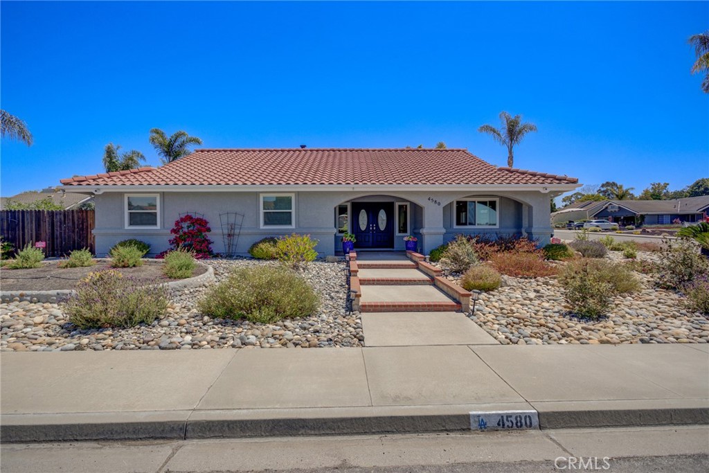4580 Harmony Property Photo 1