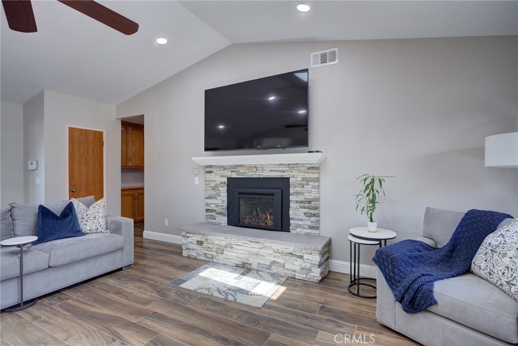 4580 Harmony Property Photo 19