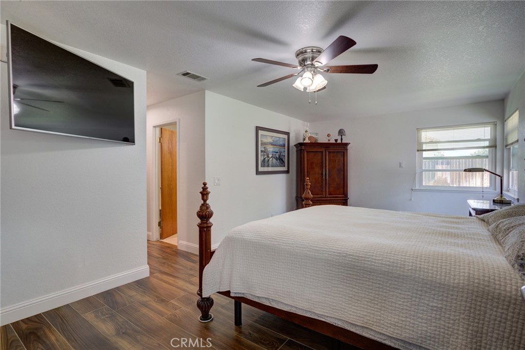 4580 Harmony Property Photo 33