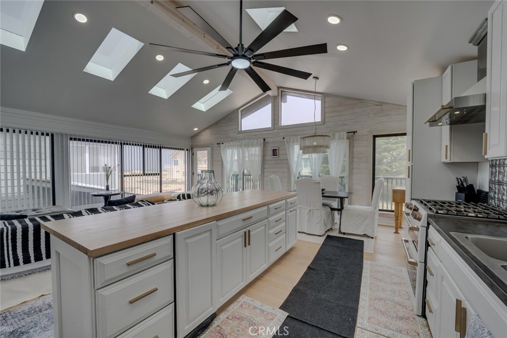 316 Sandpiper Property Photo 4