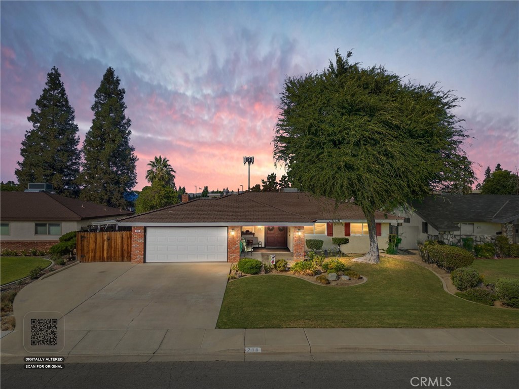 208 Glen Oaks Property Photo 1