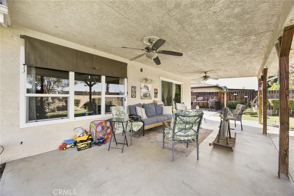 208 Glen Oaks Property Photo 32