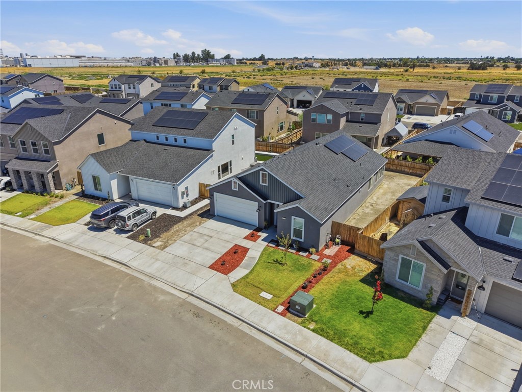 530 Baylor Property Photo 8