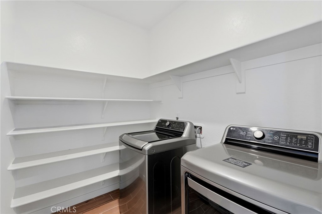 530 Baylor Property Photo 19