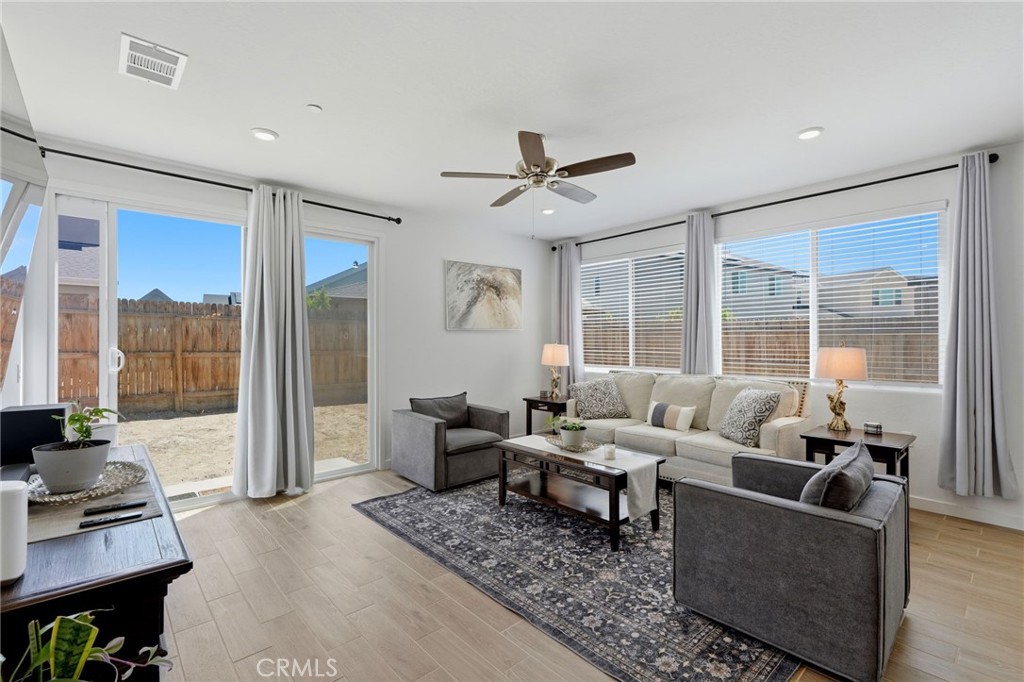 530 Baylor Property Photo 31