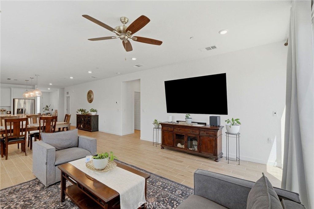 530 Baylor Property Photo 33