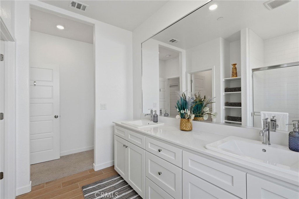 530 Baylor Property Photo 41