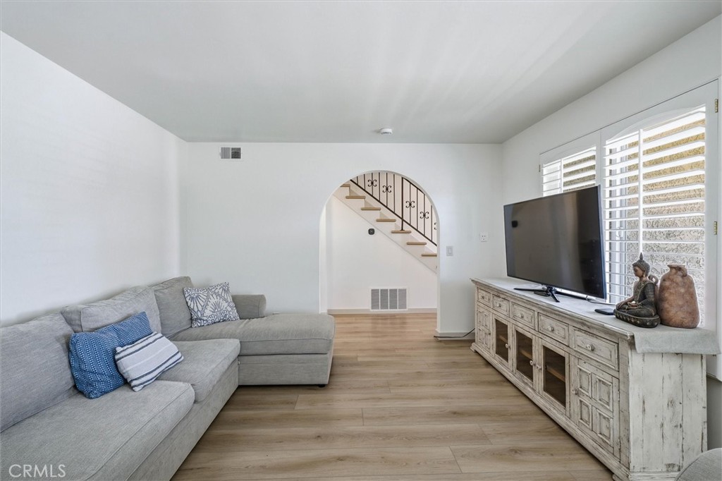 4583 Tilbury Court Property Photo 10