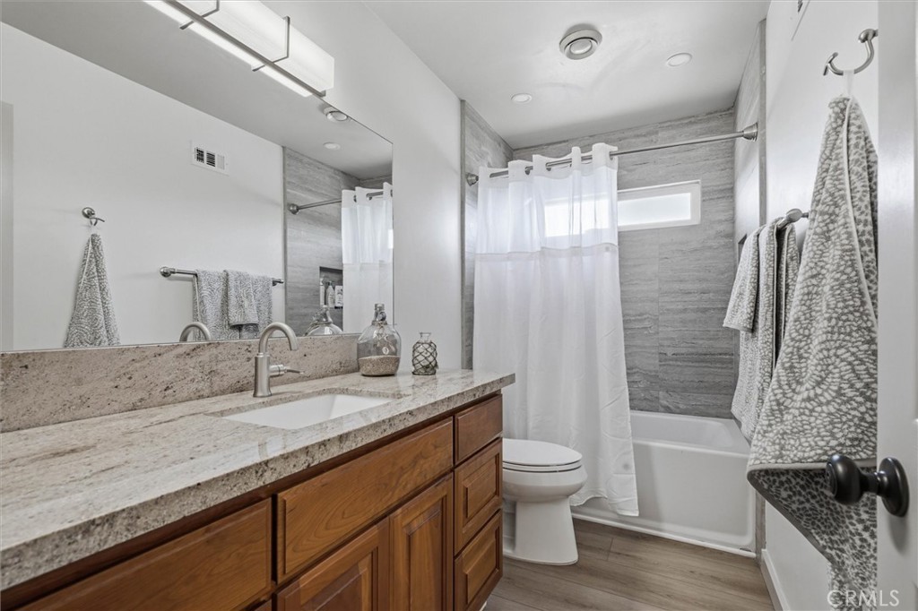 4583 Tilbury Court Property Photo 17