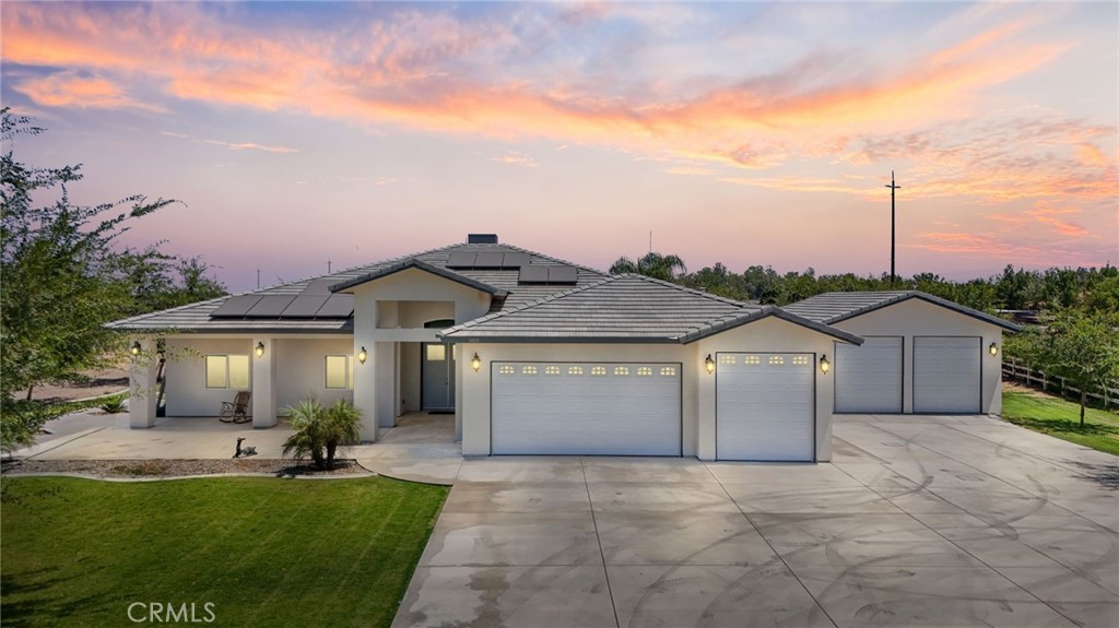 14111 Danbur Property Photo 1