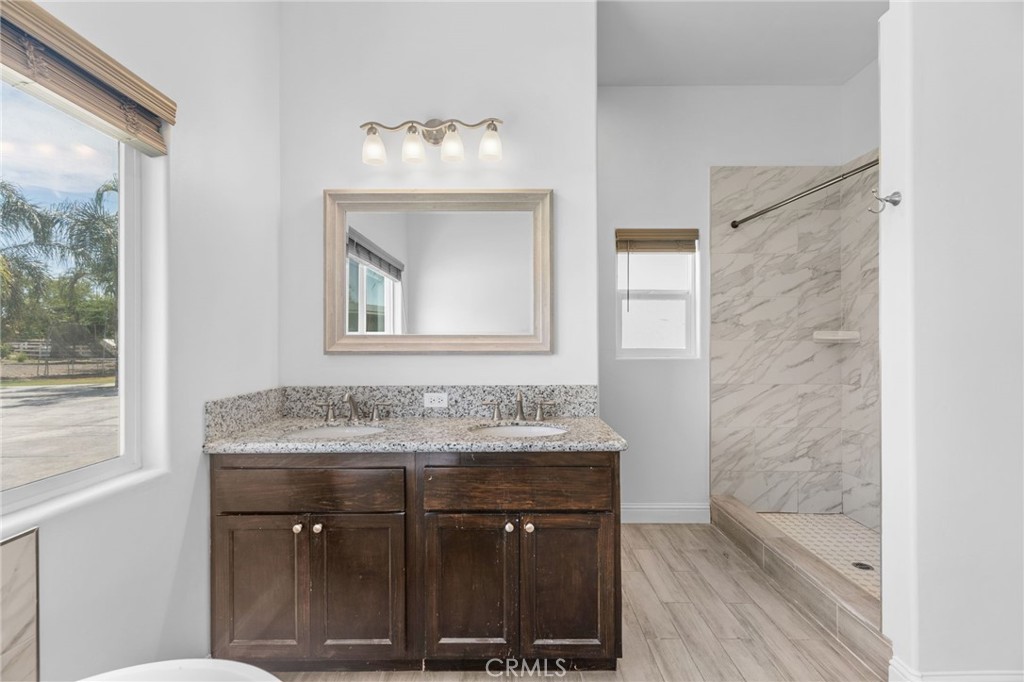 14111 Danbur Property Photo 18