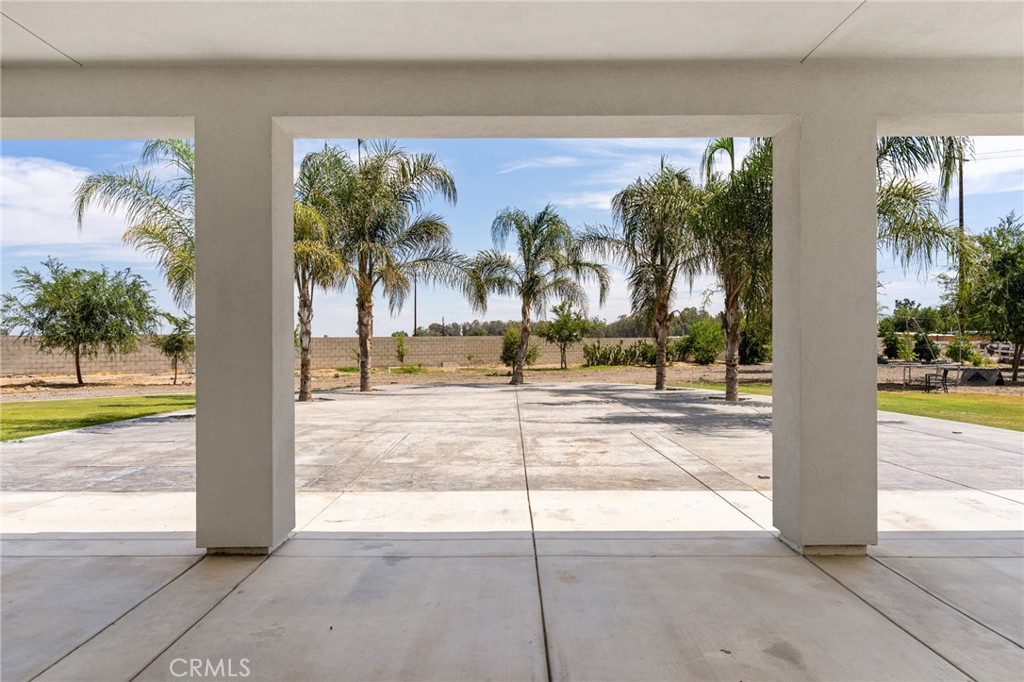 14111 Danbur Property Photo 37