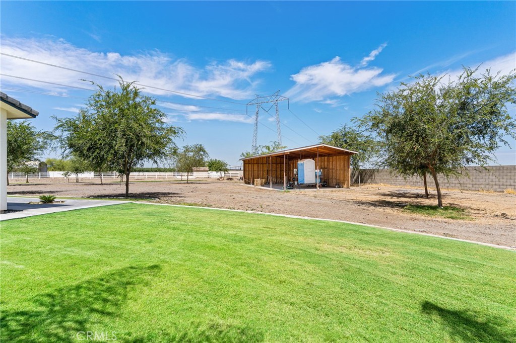 14111 Danbur Property Photo 49