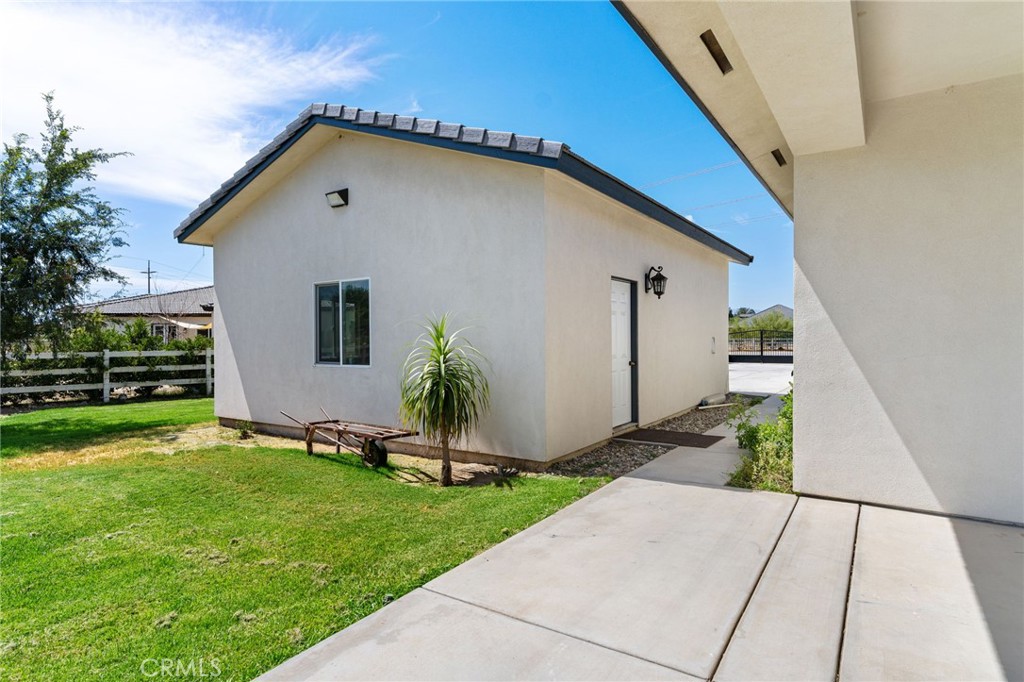 14111 Danbur Property Photo 50