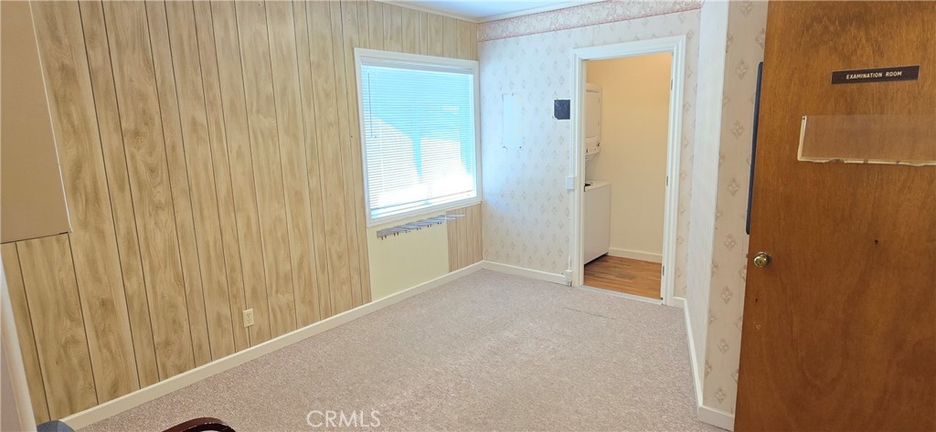 133 N G Street Property Photo 7