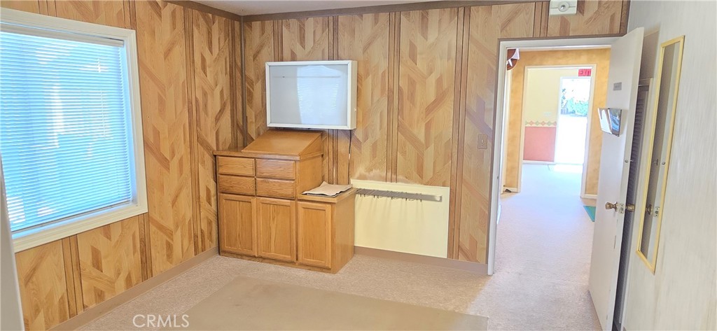 133 N G Street Property Photo 12