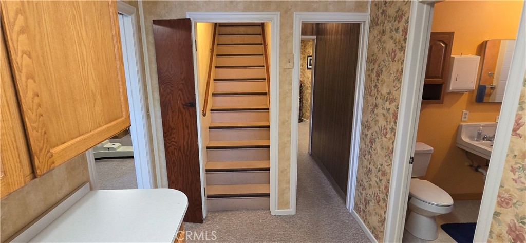 133 N G Street Property Photo 17