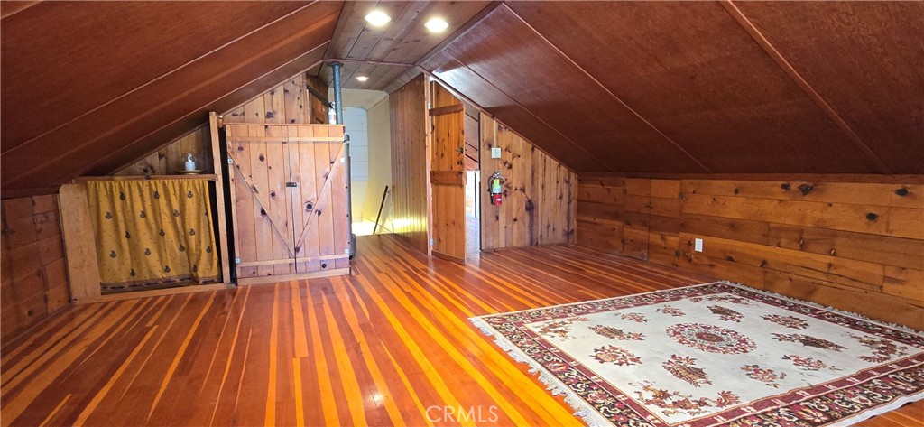 133 N G Street Property Photo 18