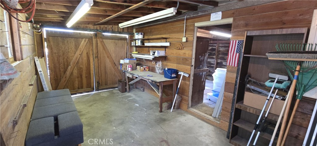 133 N G Street Property Photo 27