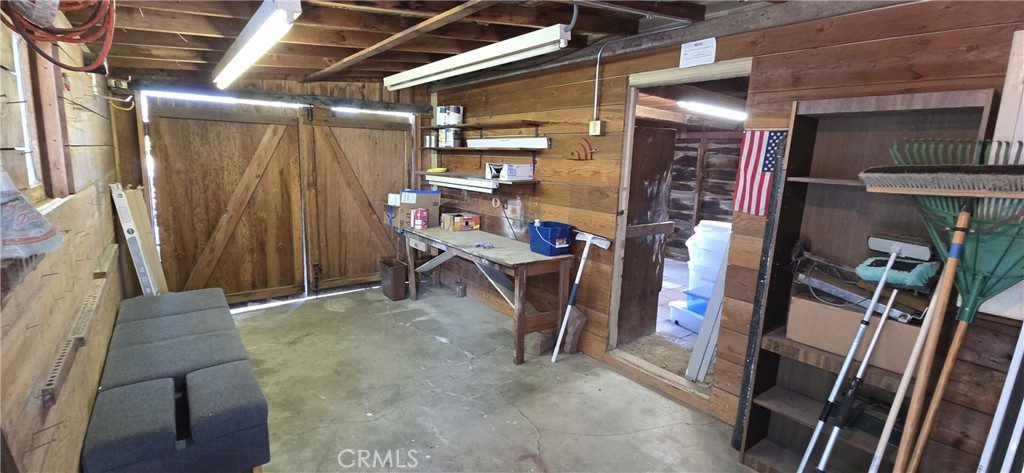 133 N G Street Property Photo 28
