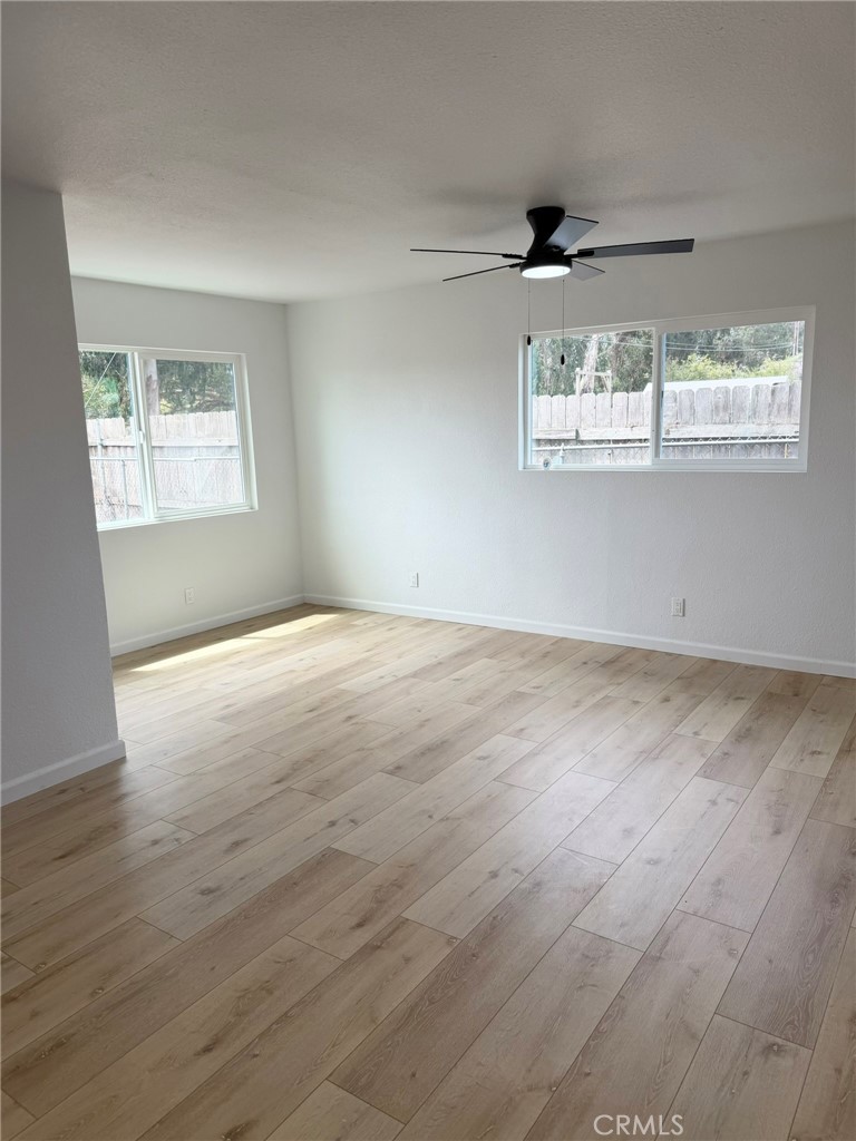 712 Southland Property Photo 4