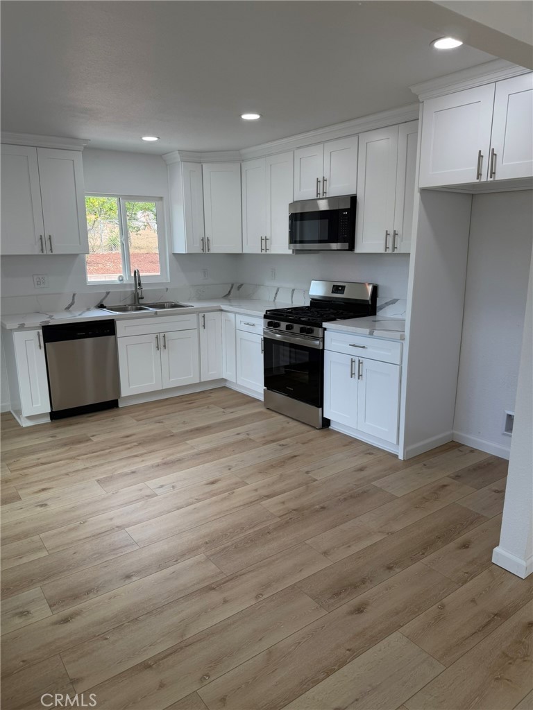 712 Southland Property Photo 8