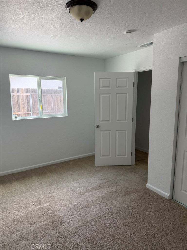 712 Southland Property Photo 18