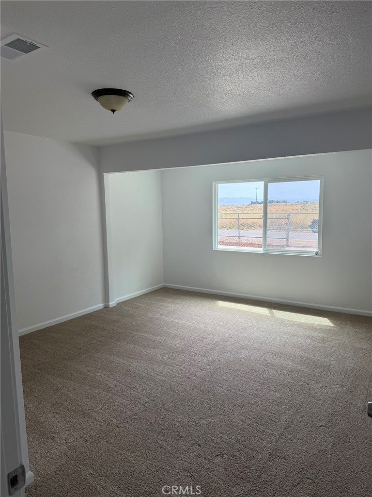712 Southland Property Photo 22