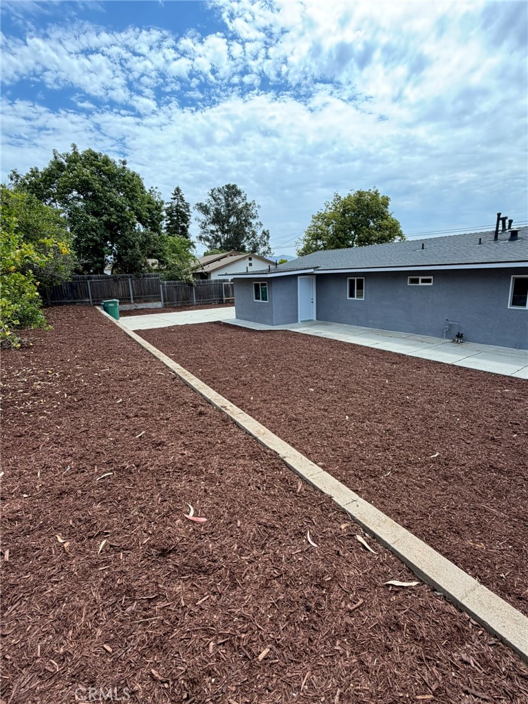 712 Southland Property Photo 32