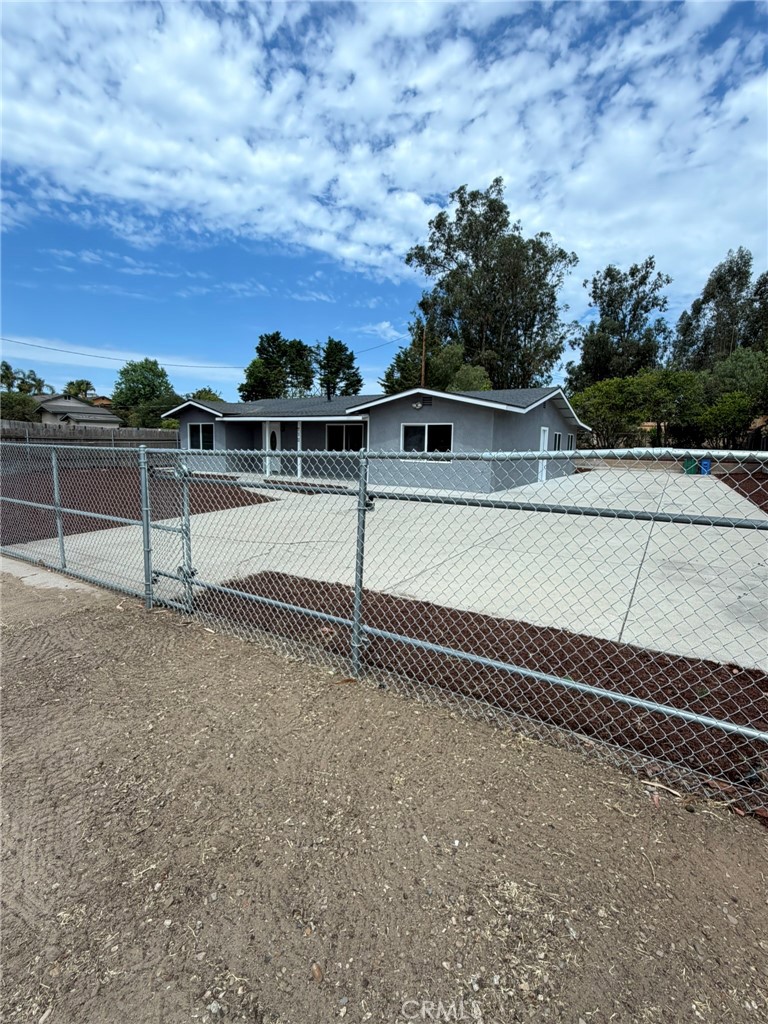 712 Southland Property Photo 36