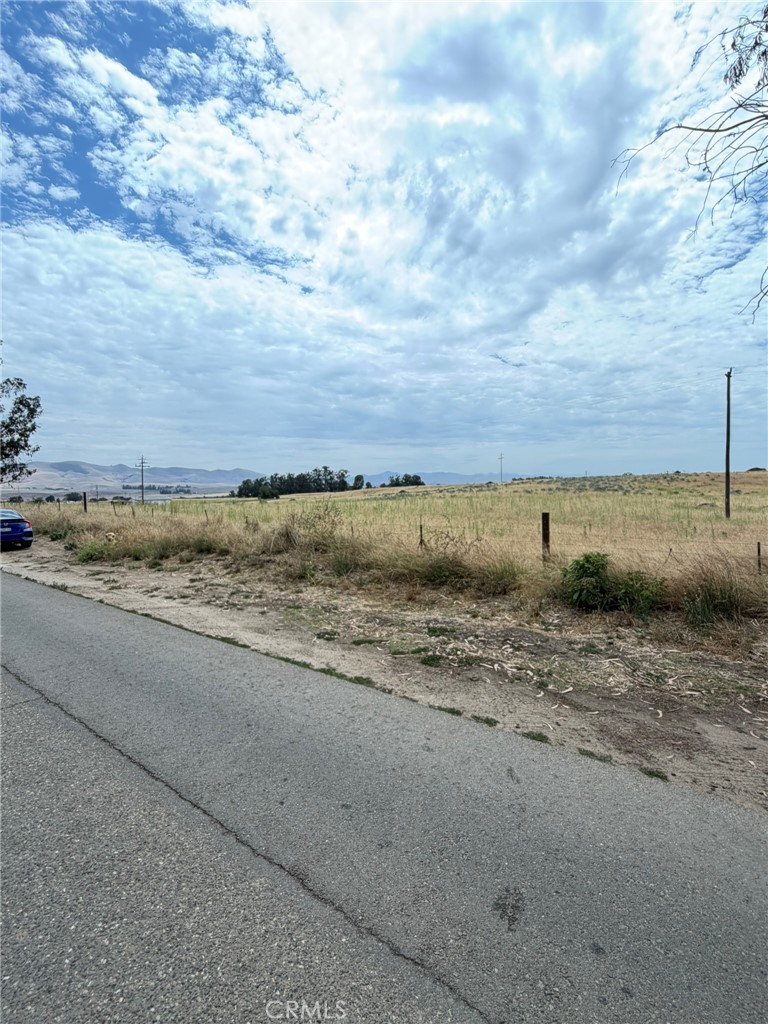 712 Southland Property Photo 39