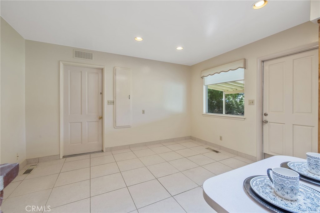 8640 12th Property Photo 23