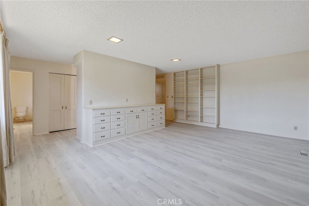 8640 12th Property Photo 37