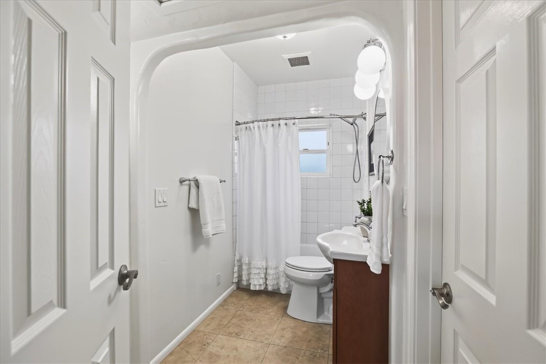 1038 Fair Oaks Avenue Property Photo 24